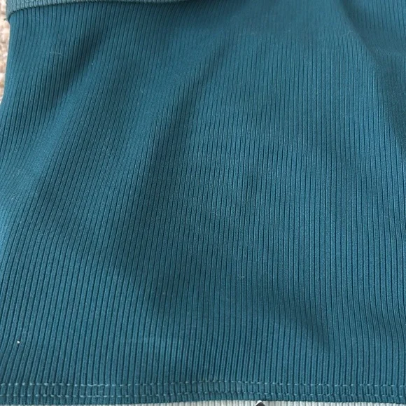 Women’s 2XL Bra/Tank - Picture 2 of 6